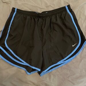 Nike Women’s Tempo Dri-Fit Running Shorts BLUE ON BLACK
